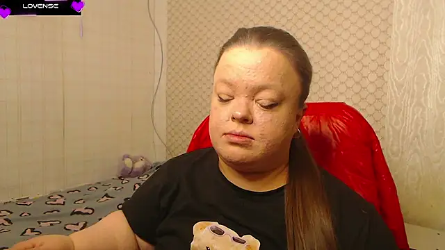 Snapshot of Janiffer_MiMi chatting on 12/22/25, 06:49 Janiffer MiMi online show from 12/22/25, 06:49