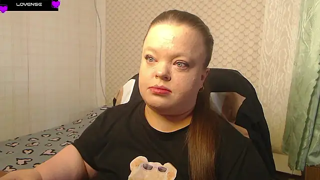 Snapshot of Janiffer_MiMi chatting on 01/14/26, 11:05 Janiffer MiMi online show from 01/14/26, 11:05