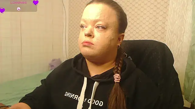 Snapshot of Janiffer_MiMi chatting on 02/07/26, 04:00 Janiffer MiMi online show from 02/07/26, 04:00