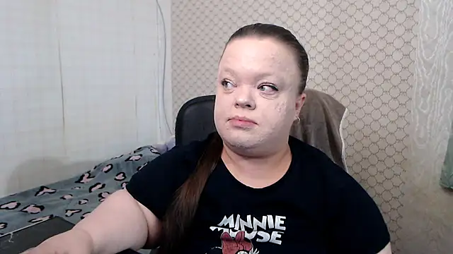 Janiffer MiMi online show from 05/11/26, 04:04