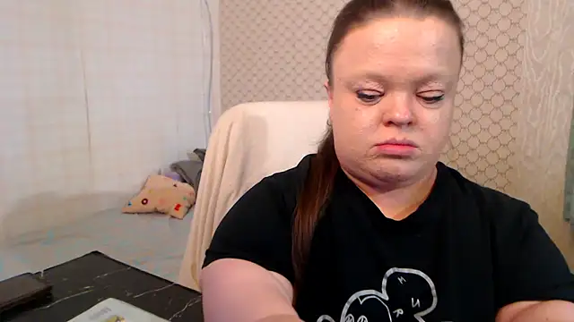 Janiffer MiMi online show from 05/27/26, 01:57