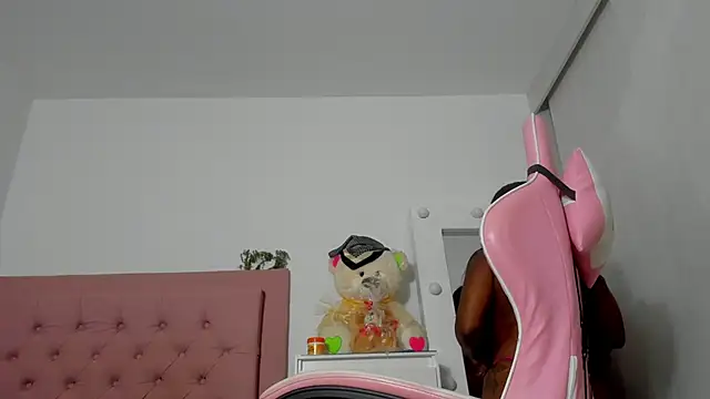 Lindsay-hii online show from 01/09/25, 03:12