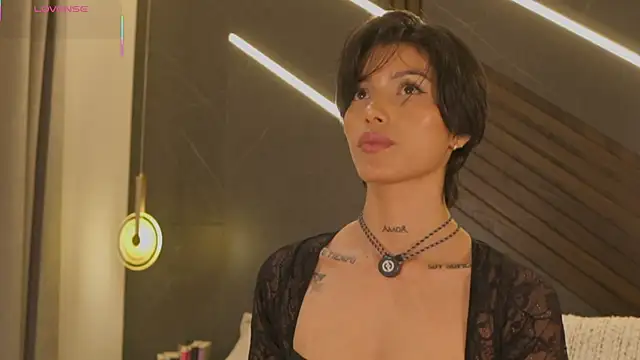 Snapshot of evamoretti chatting on 04/15/26, 11:38 evamoretti online show from 04/15/26, 11:38