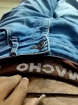 8inch monster online show from 03/02/25, 06:40