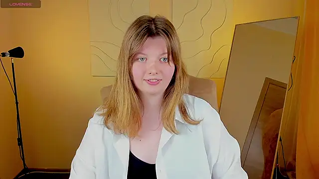 Vivian cutie online show from 03/13/25, 03:28