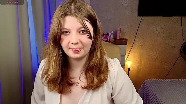 Snapshot of Vivian_cutie chatting on 04/03/26, 03:32 Vivian cutie online show from 04/03/26, 03:32