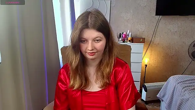 Snapshot of Vivian_cutie chatting on 06/11/26, 03:43 Vivian cutie online show from 06/11/26, 03:43