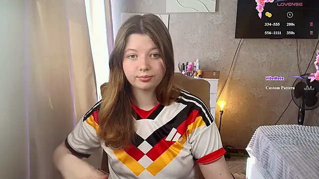 Vivian cutie online show from 06/29/26, 12:38