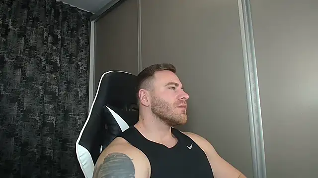 Snapshot of Thori92 chatting on 01/13/25, 07:42 Thori92 online show from 01/13/25, 07:42