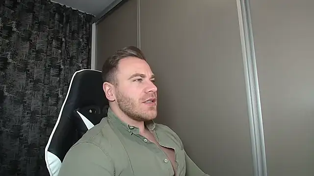 Snapshot of Thori92 chatting on 01/19/25, 02:59 Thori92 online show from 01/19/25, 02:59