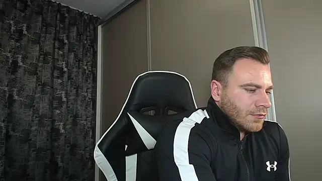 Snapshot of Thori92 chatting on 01/20/25, 08:18 Thori92 online show from 01/20/25, 08:18