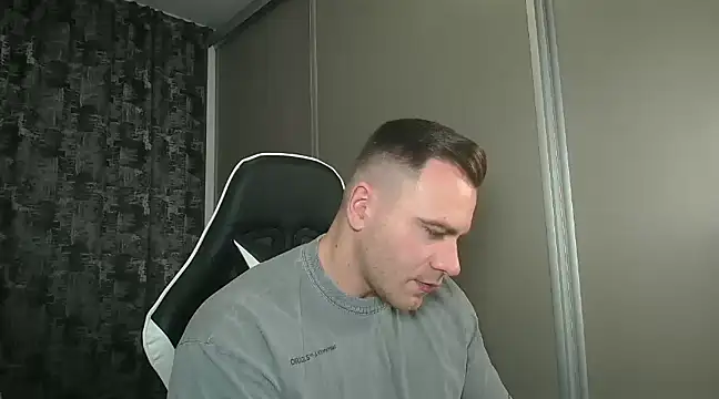 Snapshot of Thori92 chatting on 01/22/25, 07:34 Thori92 online show from 01/22/25, 07:34