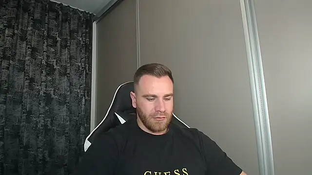 Snapshot of Thori92 chatting on 10/23/25, 06:50 Thori92 online show from 10/23/25, 06:50