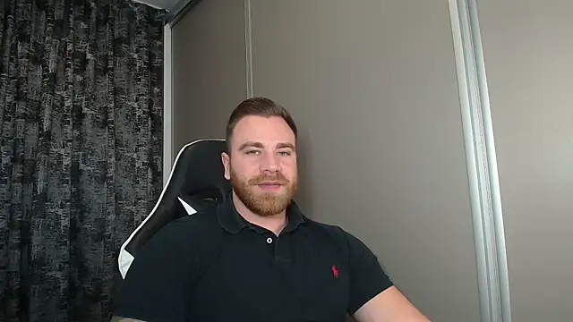 Snapshot of Thori92 chatting on 11/16/25, 12:55 Thori92 online show from 11/16/25, 12:55