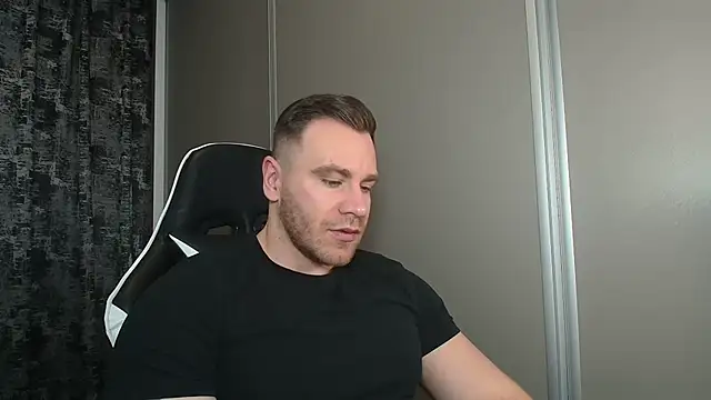 Thori92 online show from 03/01/26, 11:56