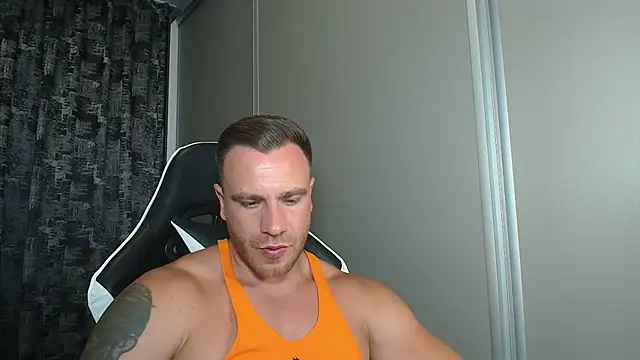 Snapshot of Thori92 chatting on 07/06/26, 05:15 Thori92 online show from 07/06/26, 05:15