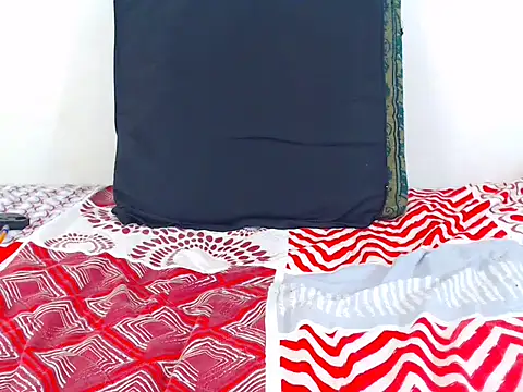 jeancarloscum12 online show from 10/03/25, 09:45