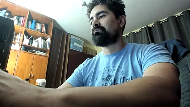 Snapshot of VonDoomdelToro chatting on 12/08/24, 08:30 VonDoomdelToro online show from 12/08/24, 08:30