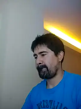 Snapshot of VonDoomdelToro chatting on 01/05/25, 12:31 VonDoomdelToro online show from 01/05/25, 12:31