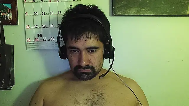 Snapshot of VonDoomdelToro chatting on 02/19/25, 09:17 VonDoomdelToro online show from 02/19/25, 09:17