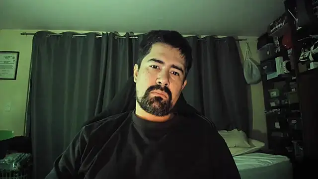 Snapshot of VonDoomdelToro chatting on 10/08/25, 11:41 VonDoomdelToro online show from 10/08/25, 11:41