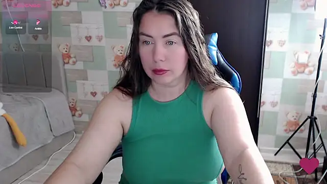 Snapshot of Korolek12 chatting on 06/07/26, 12:20 Korolek12 online show from 06/07/26, 12:20