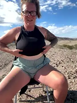 Lizzyloo online show from 01/08/26, 08:11