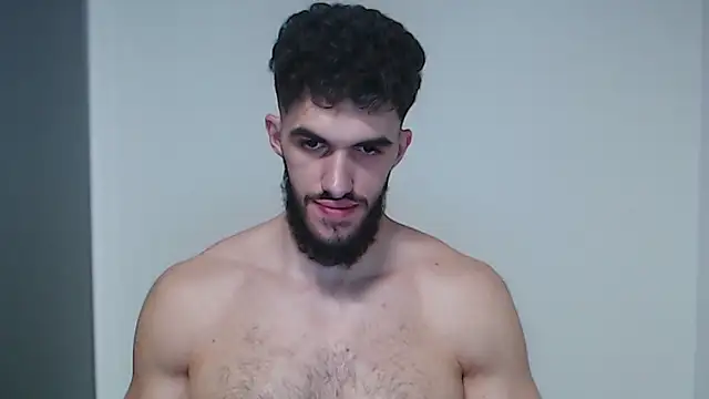 Snapshot of hiddenf chatting on 01/26/25, 11:18 hiddenf online show from 01/26/25, 11:18