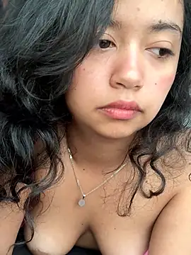 Snapshot of Peach_Girll chatting on 03/19/26, 03:16 Peach Girll online show from 03/19/26, 03:16