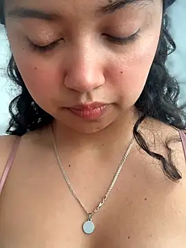 Snapshot of Peach_Girll chatting on 03/27/26, 02:50 Peach Girll online show from 03/27/26, 02:50