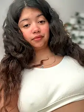 Snapshot of Peach_Girll chatting on 03/30/26, 03:02 Peach Girll online show from 03/30/26, 03:02