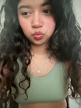 Snapshot of Peach_Girll chatting on 04/10/26, 08:02 Peach Girll online show from 04/10/26, 08:02