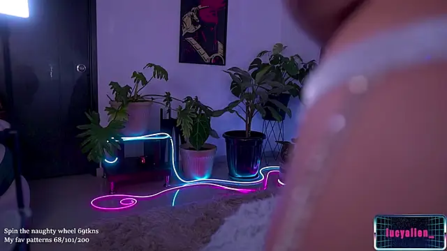 LucyAllenX online show from 11/26/25, 04:30