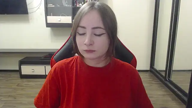 Laralianna online show from 12/21/24, 08:21