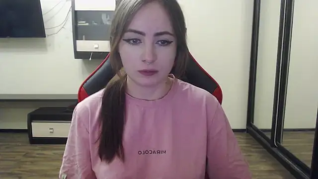 Laralianna online show from 12/25/24, 01:30