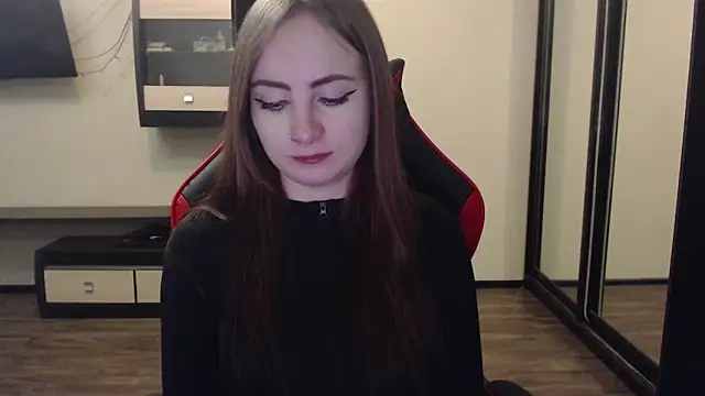 Laralianna online show from 01/07/25, 07:49