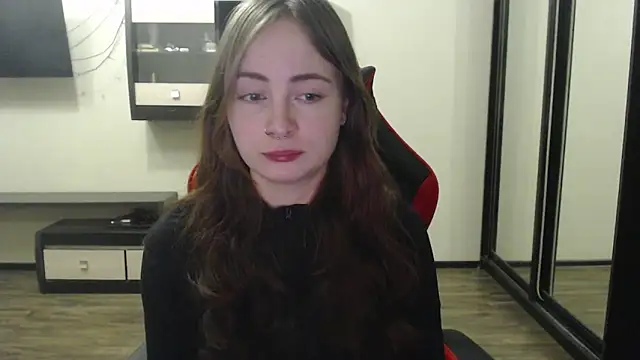 Laralianna online show from 02/06/25, 09:06