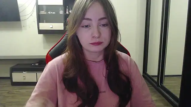 Laralianna online show from 02/08/25, 09:15