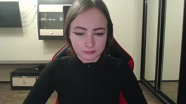 Laralianna online show from 02/09/25, 03:12