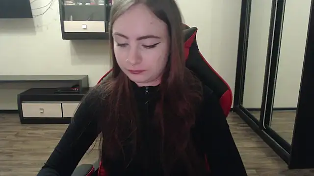 Laralianna online show from 03/01/25, 02:13