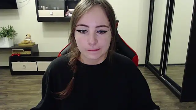 Laralianna online show from 09/11/25, 03:50