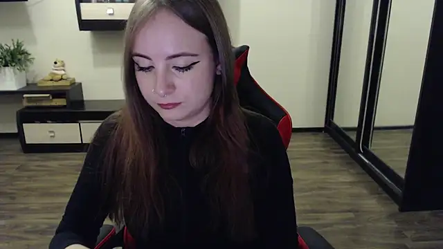 Laralianna online show from 09/12/25, 02:39