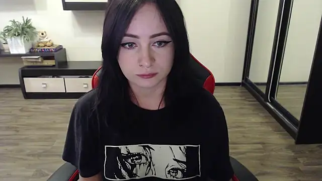 Laralianna online show from 09/26/25, 12:31