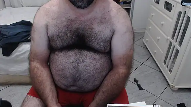 Snapshot of MysterBearMG chatting on 02/02/25, 03:21 MysterBearMG online show from 02/02/25, 03:21