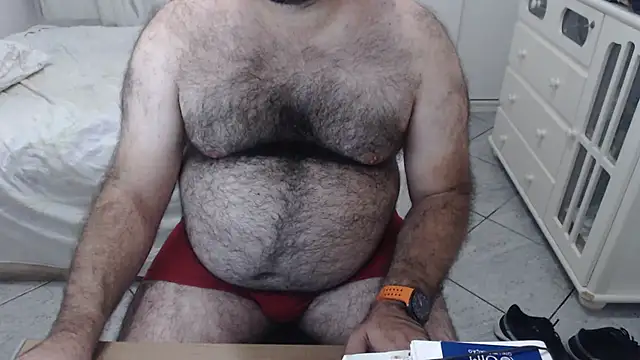 Snapshot of MysterBearMG chatting on 02/18/25, 10:36 MysterBearMG online show from 02/18/25, 10:36