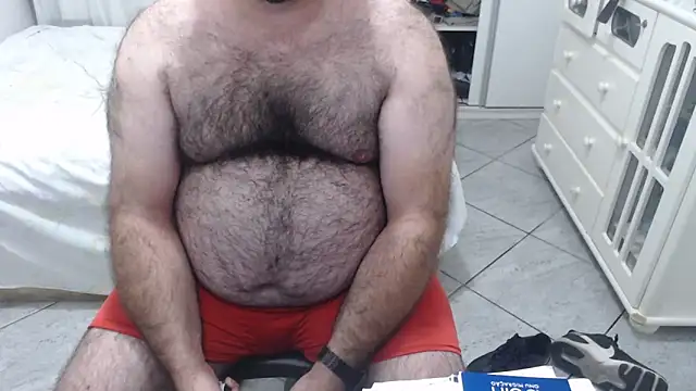 Snapshot of MysterBearMG chatting on 02/23/25, 10:42 MysterBearMG online show from 02/23/25, 10:42