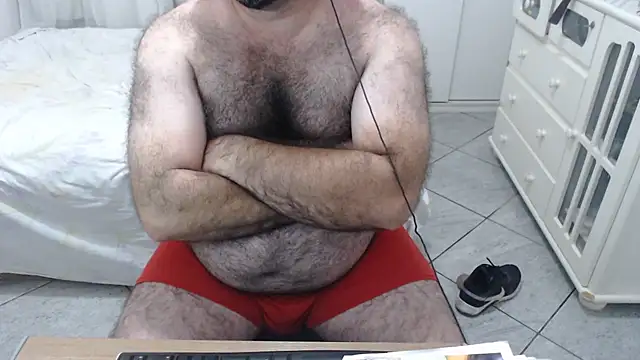 Snapshot of MysterBearMG chatting on 02/25/25, 02:58 MysterBearMG online show from 02/25/25, 02:58