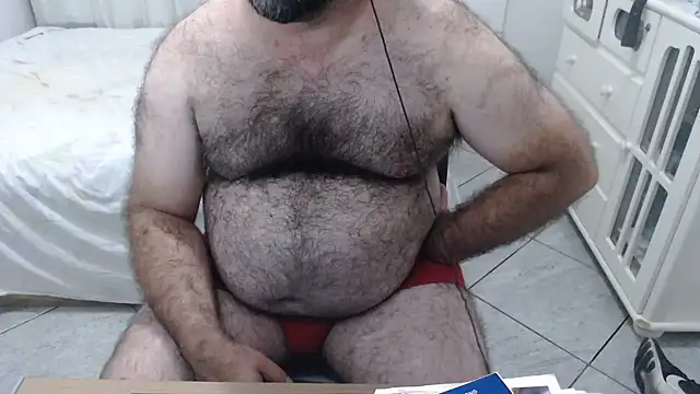 Snapshot of MysterBearMG chatting on 02/28/25, 11:34 MysterBearMG online show from 02/28/25, 11:34