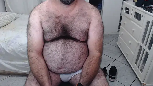 Snapshot of MysterBearMG chatting on 03/18/25, 10:58 MysterBearMG online show from 03/18/25, 10:58