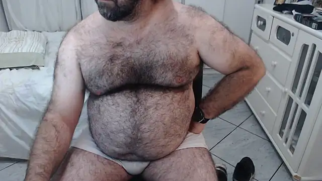 Snapshot of MysterBearMG chatting on 03/19/25, 10:31 MysterBearMG online show from 03/19/25, 10:31